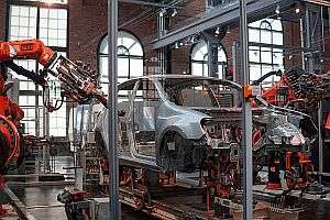 Cost savings through digitization of manufacturing